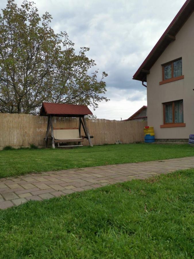 Vila De Vacanta Curtea de Argeş Eksteriør bilde