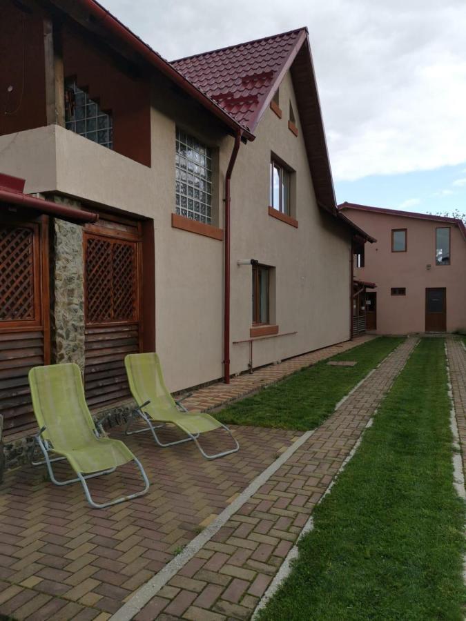 Vila De Vacanta Curtea de Argeş Eksteriør bilde